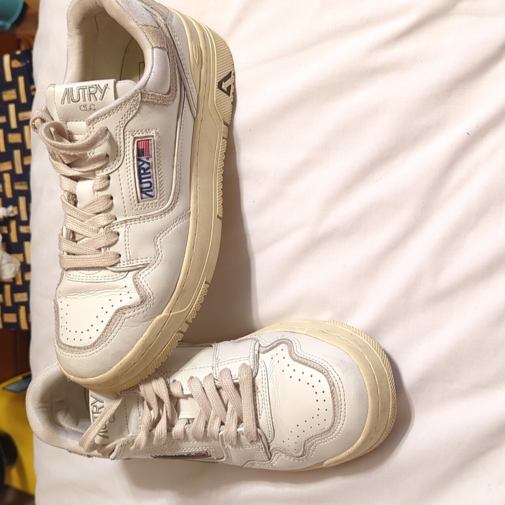 Autry Women's CLC White Sneakers Sz. 41